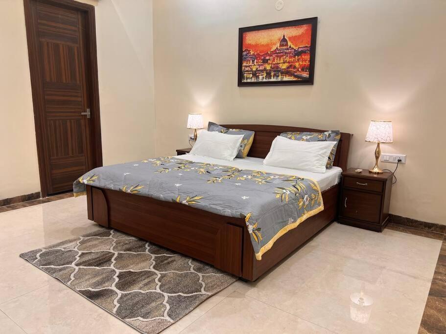 5Bhk Home Away From Home At Ranjit Avenue 阿姆利则 外观 照片
