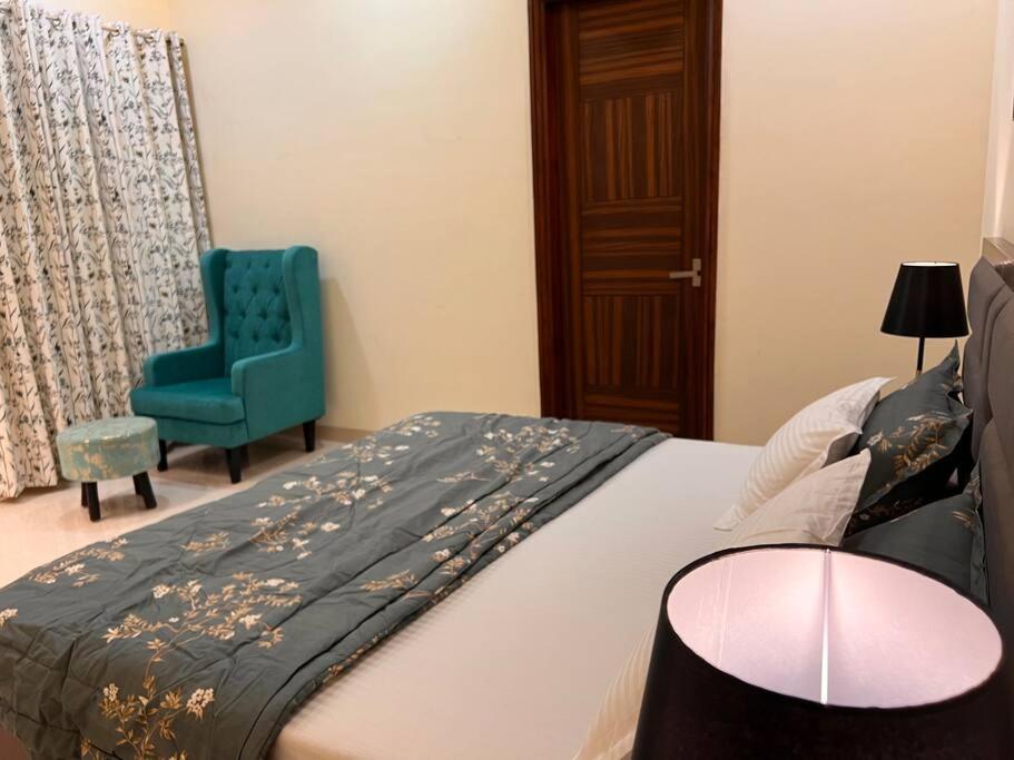 5Bhk Home Away From Home At Ranjit Avenue 阿姆利则 外观 照片