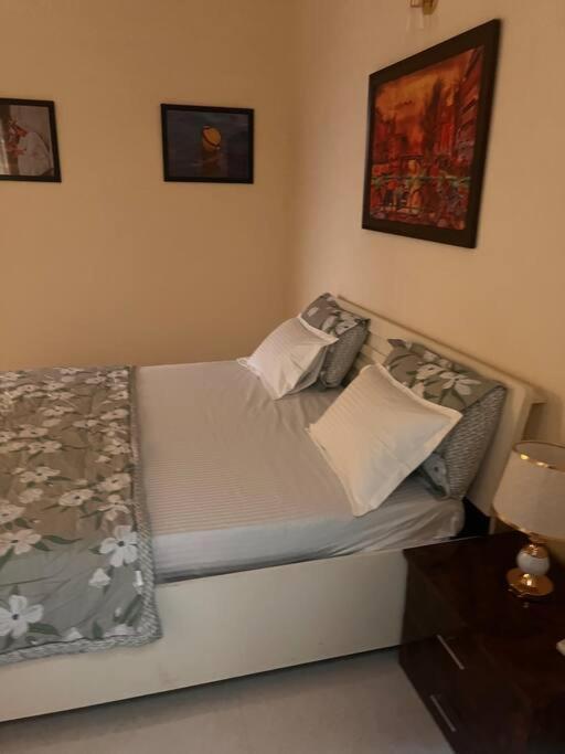 5Bhk Home Away From Home At Ranjit Avenue 阿姆利则 外观 照片