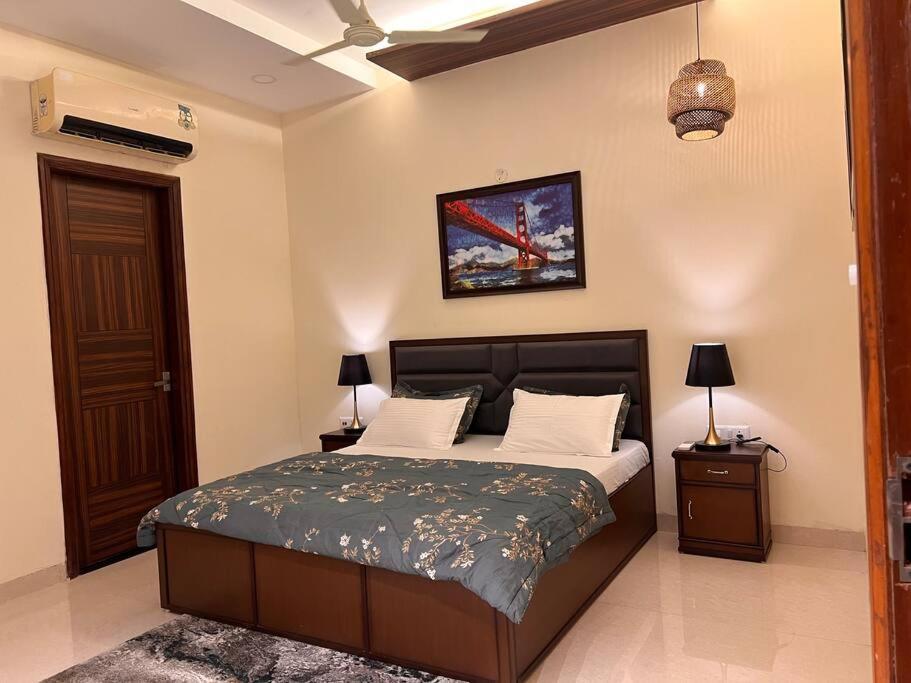 5Bhk Home Away From Home At Ranjit Avenue 阿姆利则 外观 照片