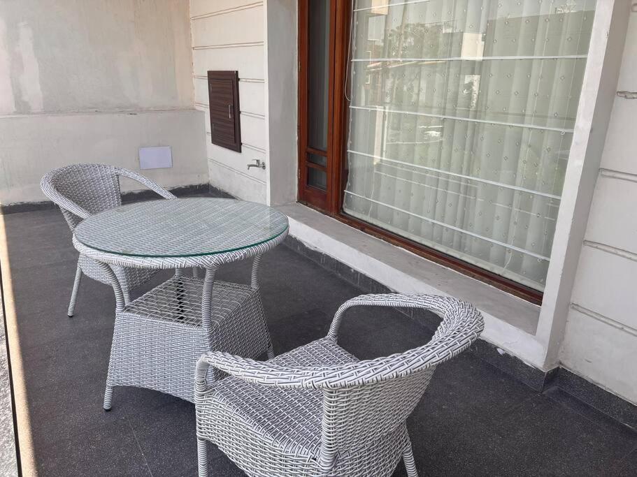 5Bhk Home Away From Home At Ranjit Avenue 阿姆利则 外观 照片