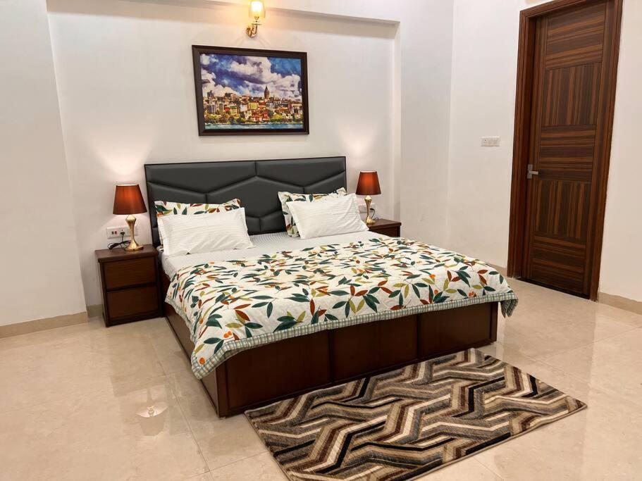 5Bhk Home Away From Home At Ranjit Avenue 阿姆利则 外观 照片